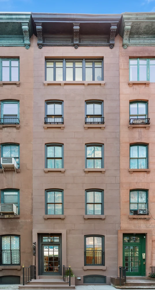10 Bank Street — historical listing image 30