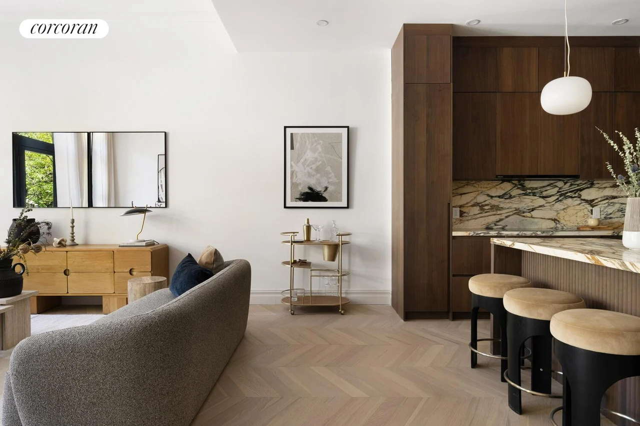151 State Street, Residence1 — historical marketing image 8