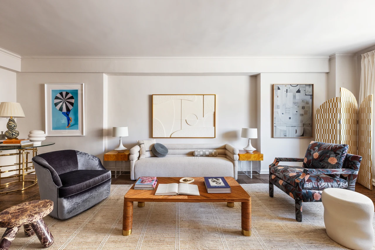 860 Fifth Avenue, Residence 12E — historical listing image 1