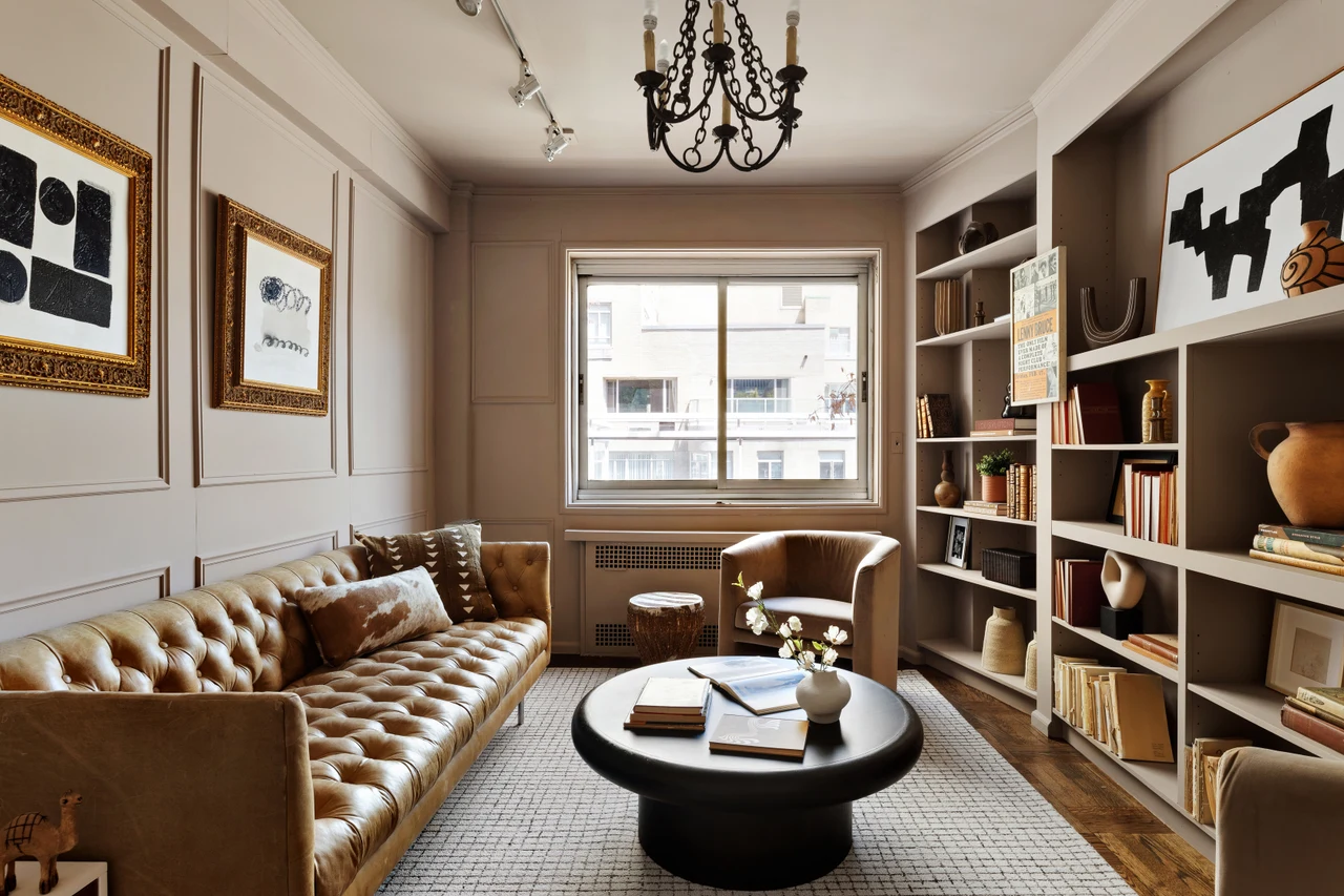 860 Fifth Avenue, Residence 12E — historical listing image 9